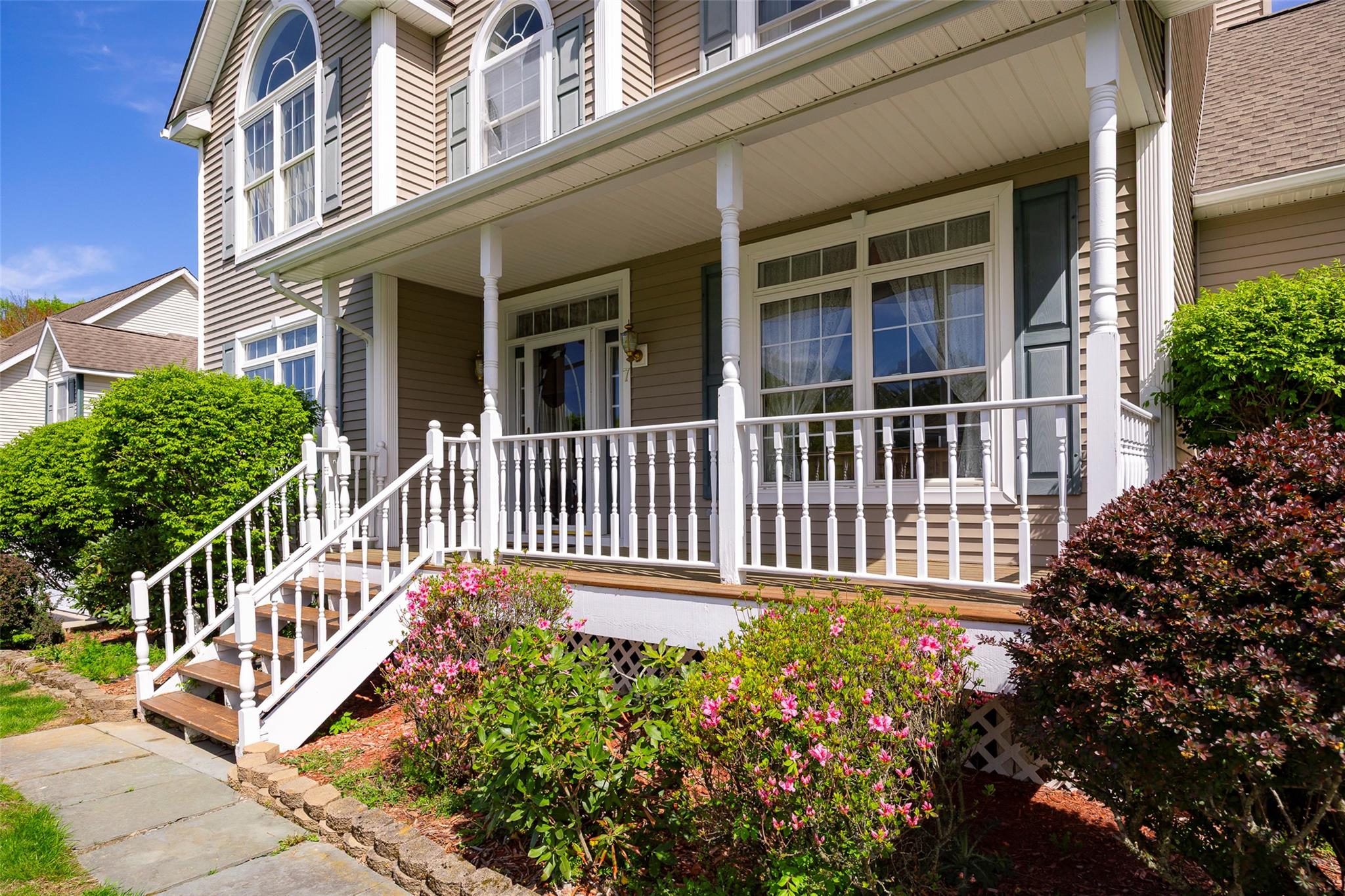 7 Coachlight Drive, Poughkeepsie, New York image 4