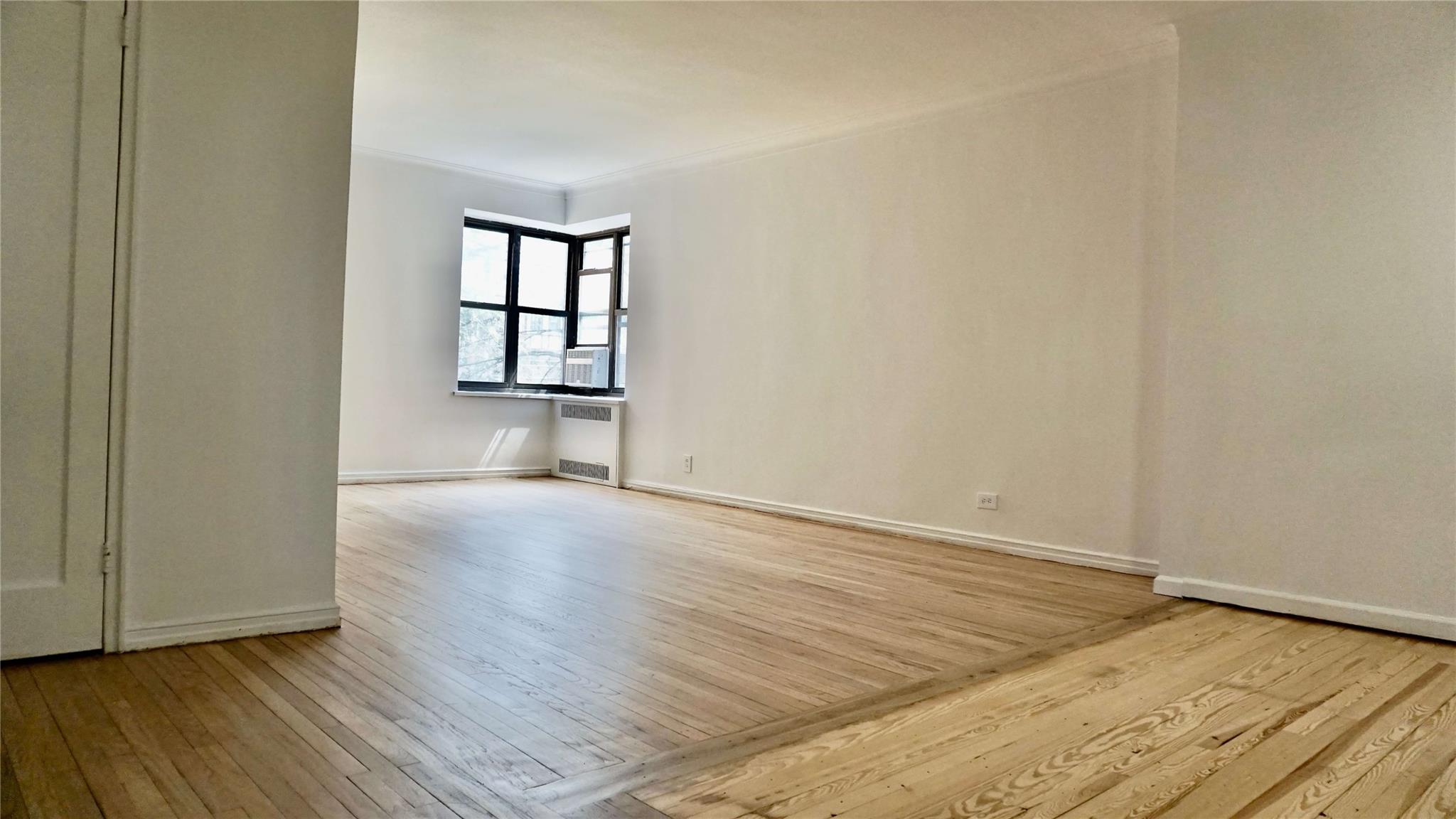 2 Greenridge Avenue #2P, White Plains, New York image 2