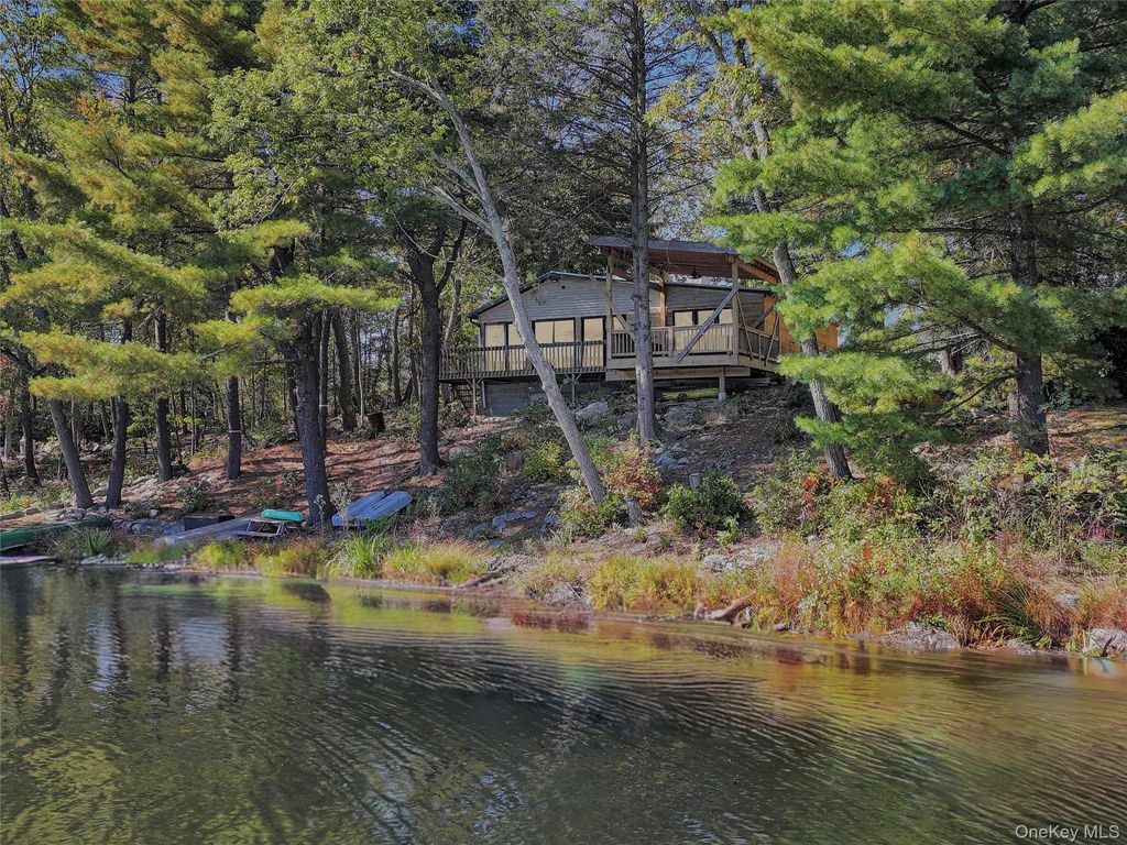 Photo of 42 Raymond Drive, Port Jervis, NY 12771 (MLS # 921365)