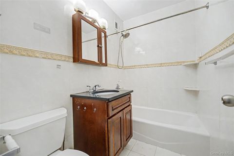 143-40 Roosevelt Avenue 5K Flushing NY 11354