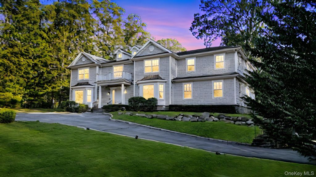Photo of 1 Norgate Road, Brookville, NY 11545 (MLS # 920410)