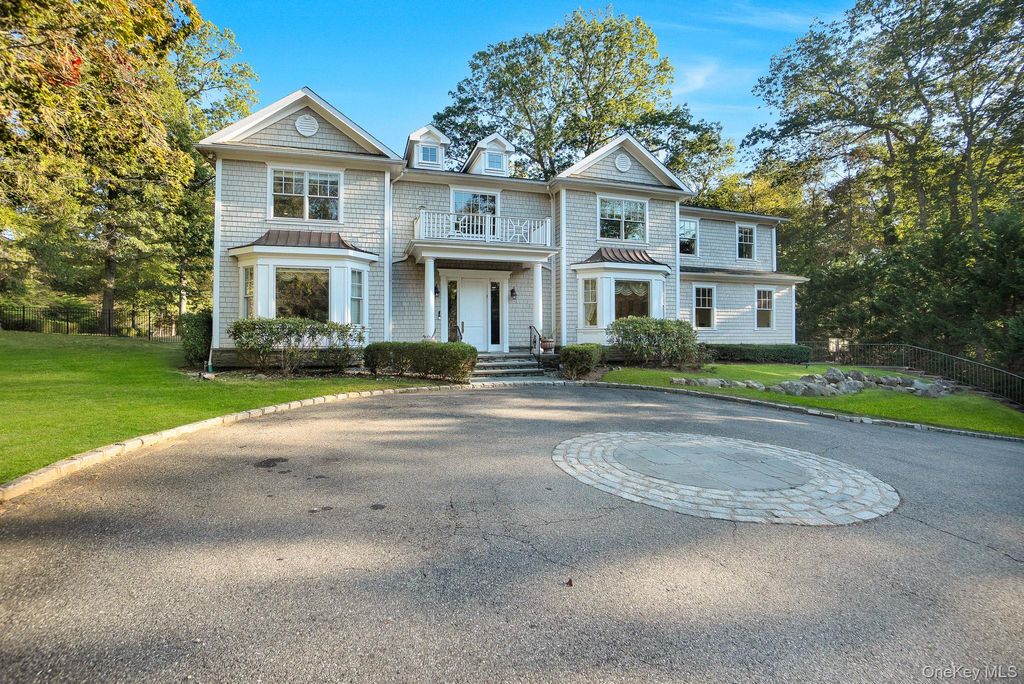 Photo of 1 Norgate Road, Brookville, NY 11545 (MLS # 920410)