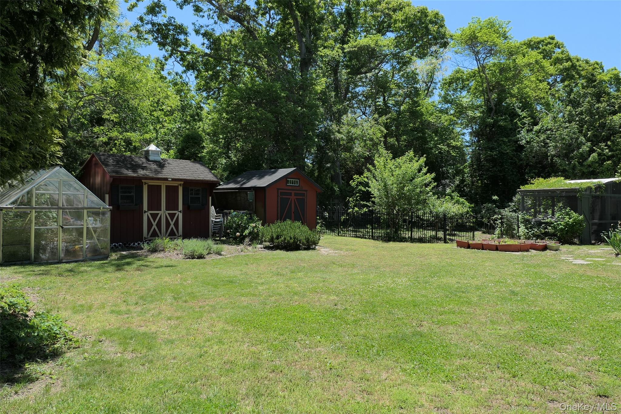 25 Esplanade Drive