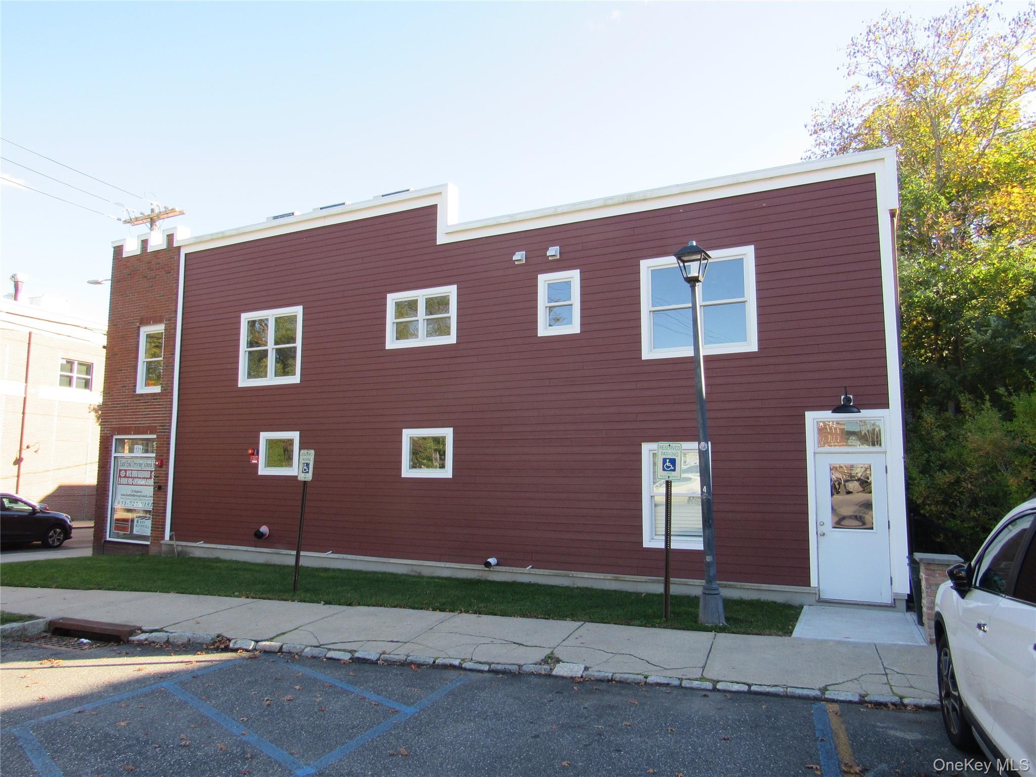 131 Roanoke Avenue B