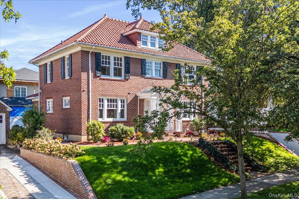 Photo of 32-15 161st Street, Flushing, NY 11358 (MLS # 919693)