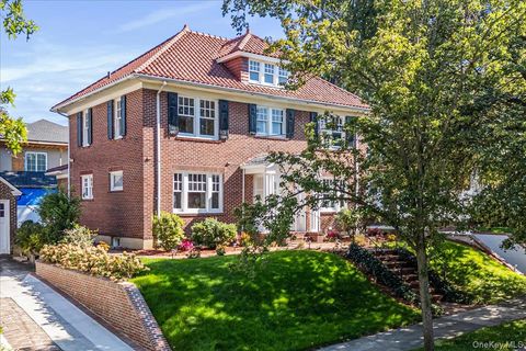 32-15 161st Street Flushing NY 11358
