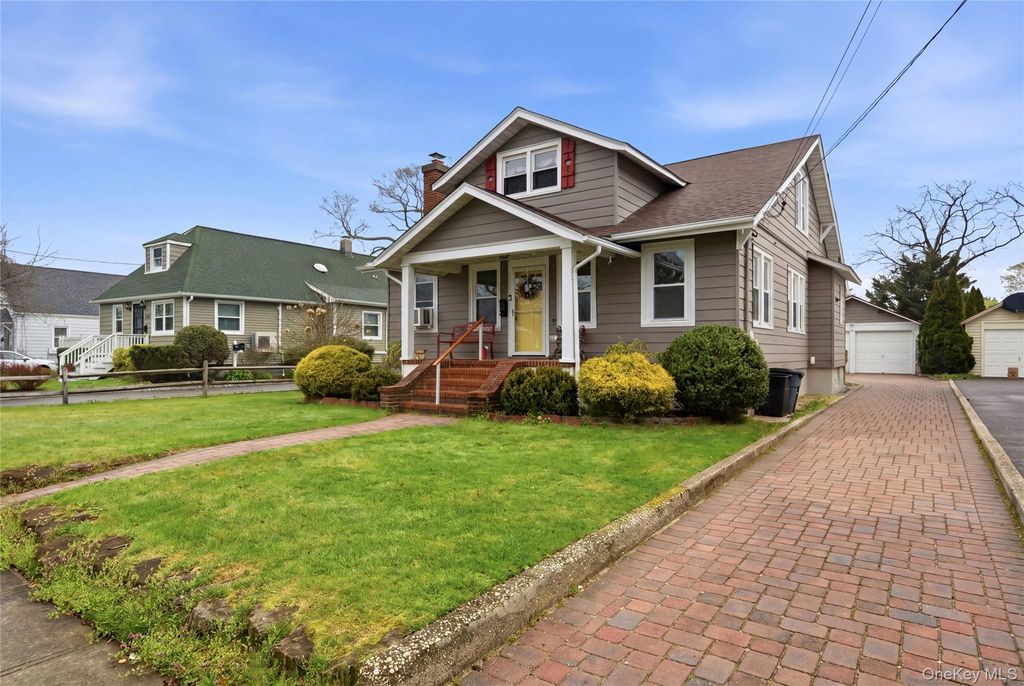 Photo of 147 Church Avenue, Islip, NY 11751 (MLS # 982285)