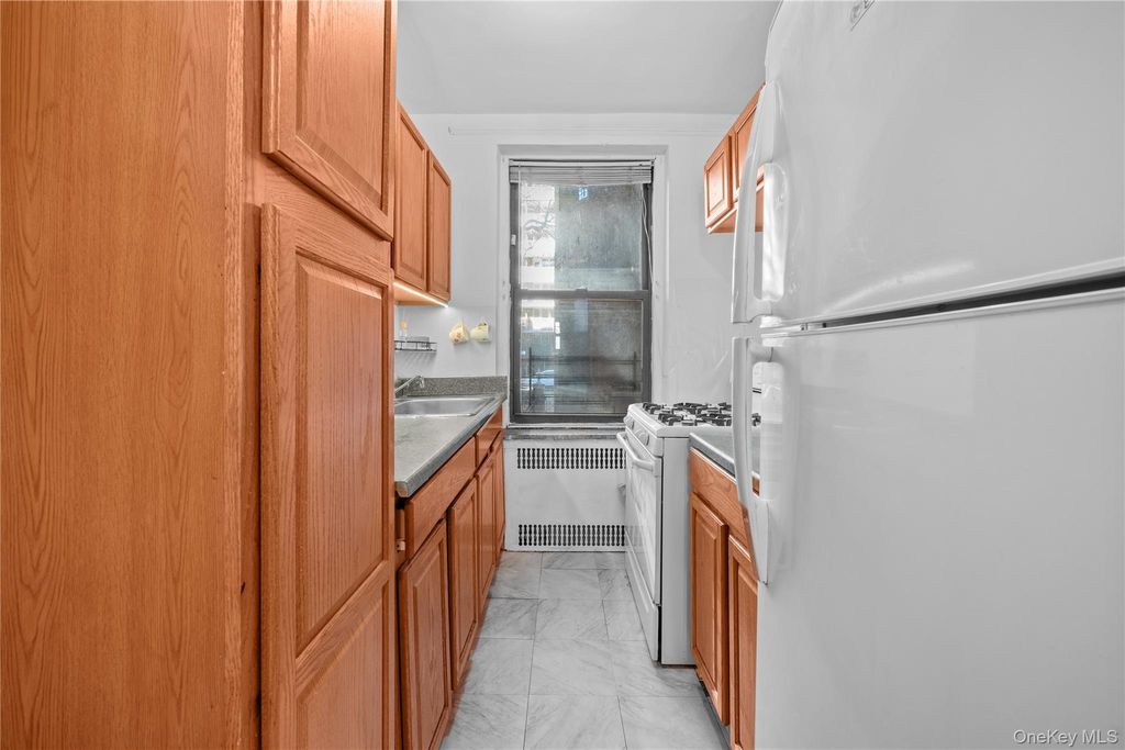 Photo of 3220 Avenue H #1E, Brooklyn, NY 11210 (MLS # 943235)