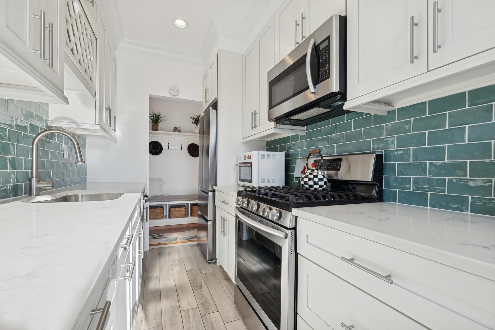 12 Hempstead Avenue #4F, Rockville Centre, New York image 15
