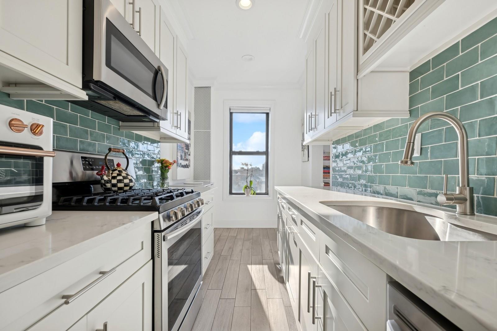 12 Hempstead Avenue #4F, Rockville Centre, New York image 14