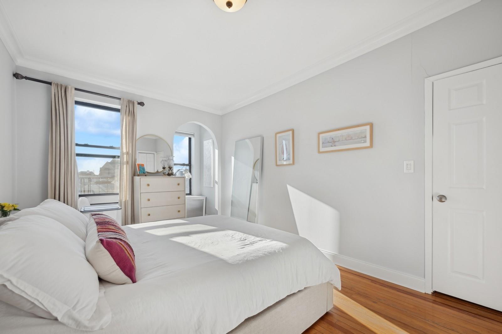 12 Hempstead Avenue #4F, Rockville Centre, New York image 21
