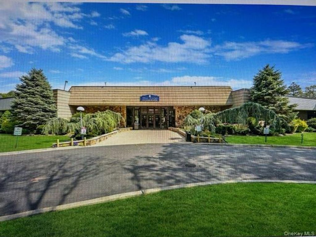 Photo of 594 Blue Ridge Drive, Medford, NY 11763 (MLS # 990629)