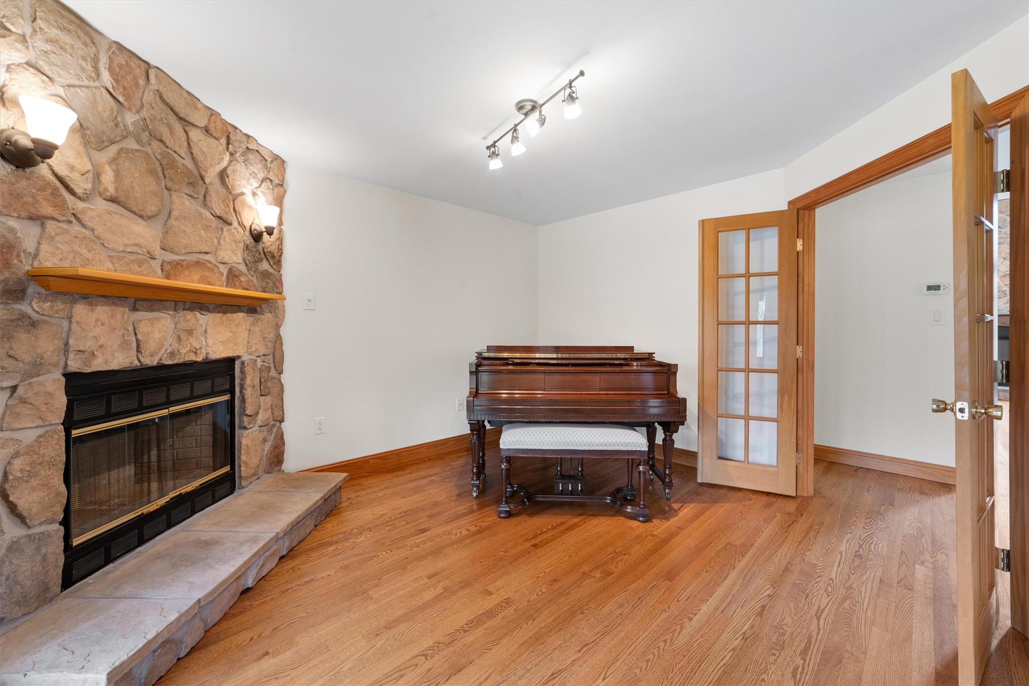 217 Locust Avenue, Cortlandt Manor, New York image 7