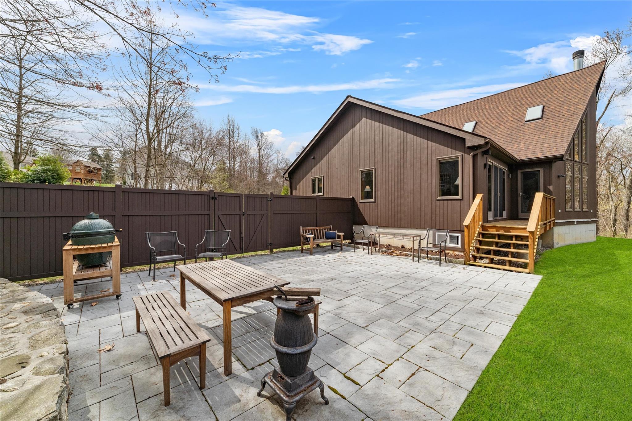 217 Locust Avenue, Cortlandt Manor, New York image 32
