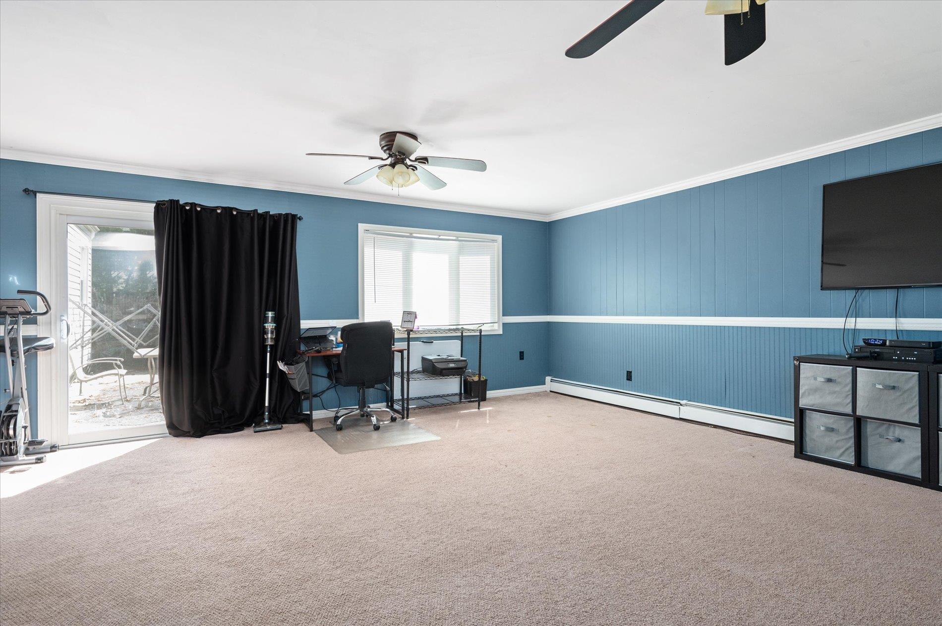 128 Yoakum Avenue, Farmingdale, New York image 12
