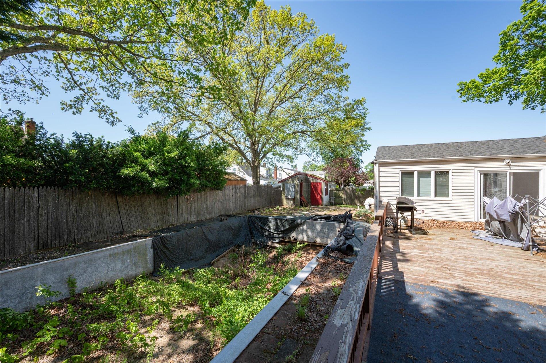 128 Yoakum Avenue, Farmingdale, New York image 22