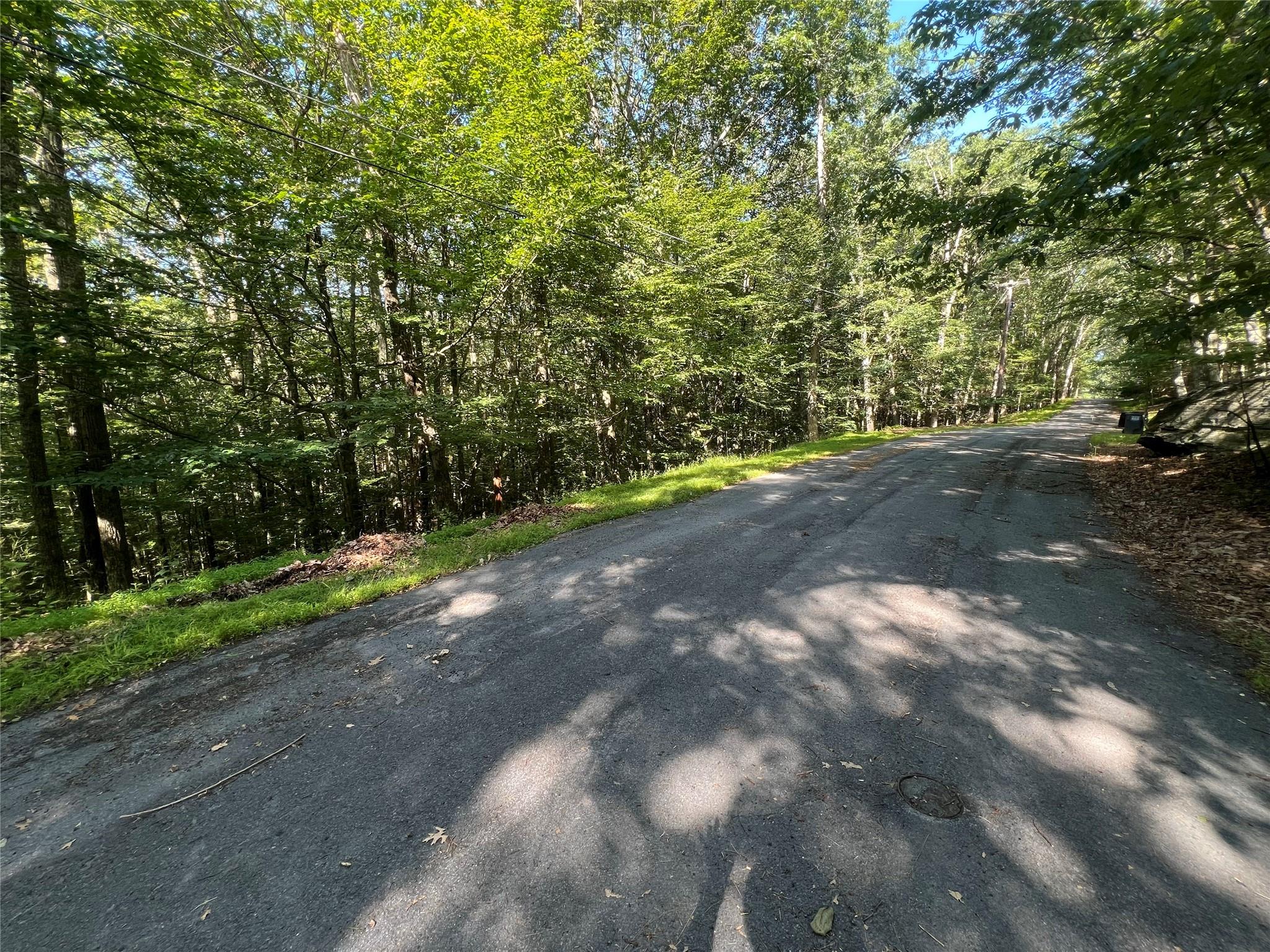 39 Hilltop Lane
