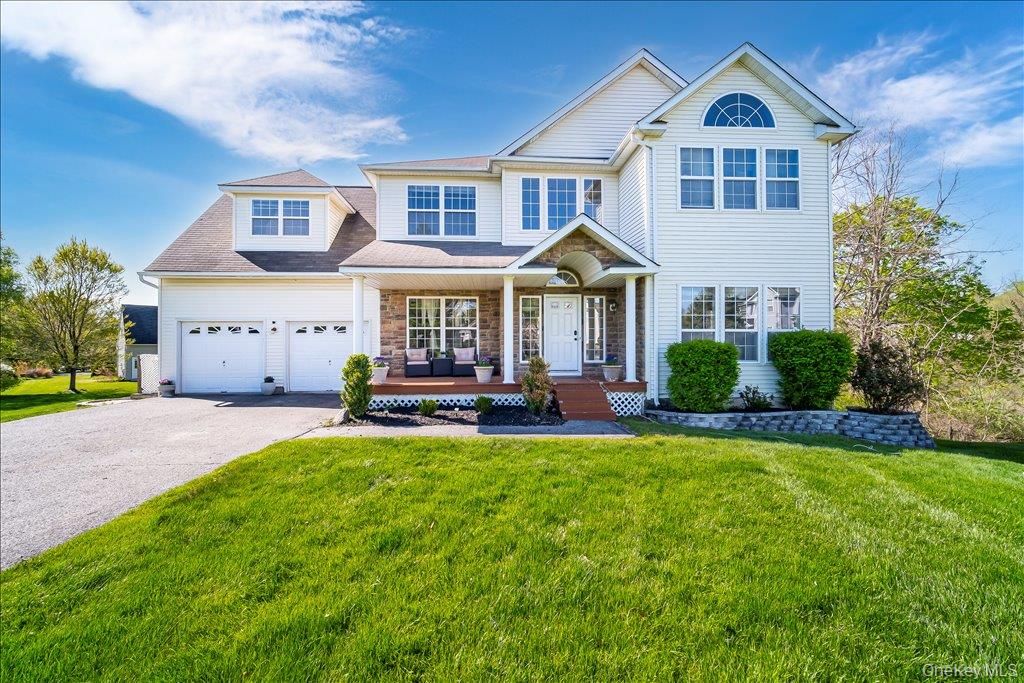 Photo of 21 Alder Way, Wappingers Falls, NY 12590 (MLS # 973108)