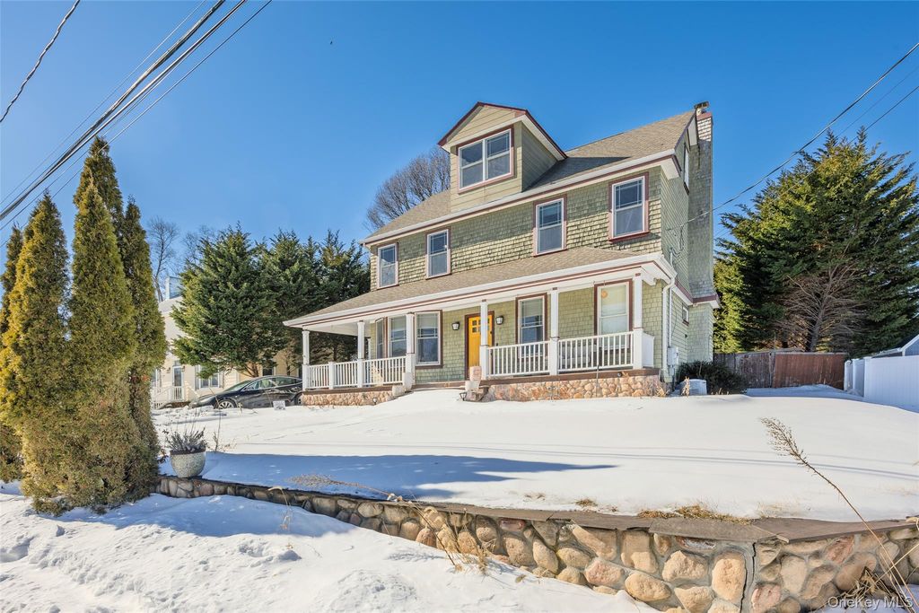 Photo of 62 Ellis Avenue, Northport, NY 11768 (MLS # 961254)