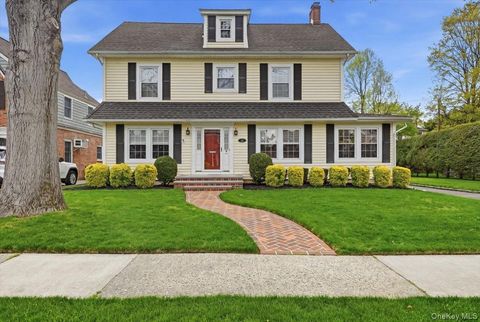 15 Kensington Road, Garden City, NY 11530 - MLS#: 994267