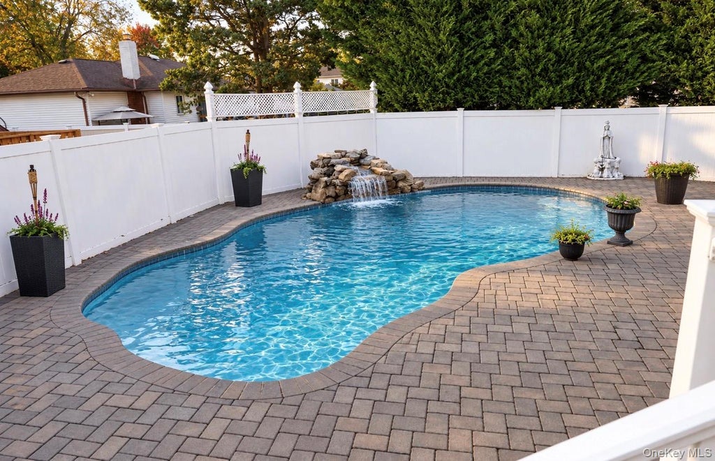 Photo of 108 Forsythia Lane, North Babylon, NY 11703 (MLS # 1063563)