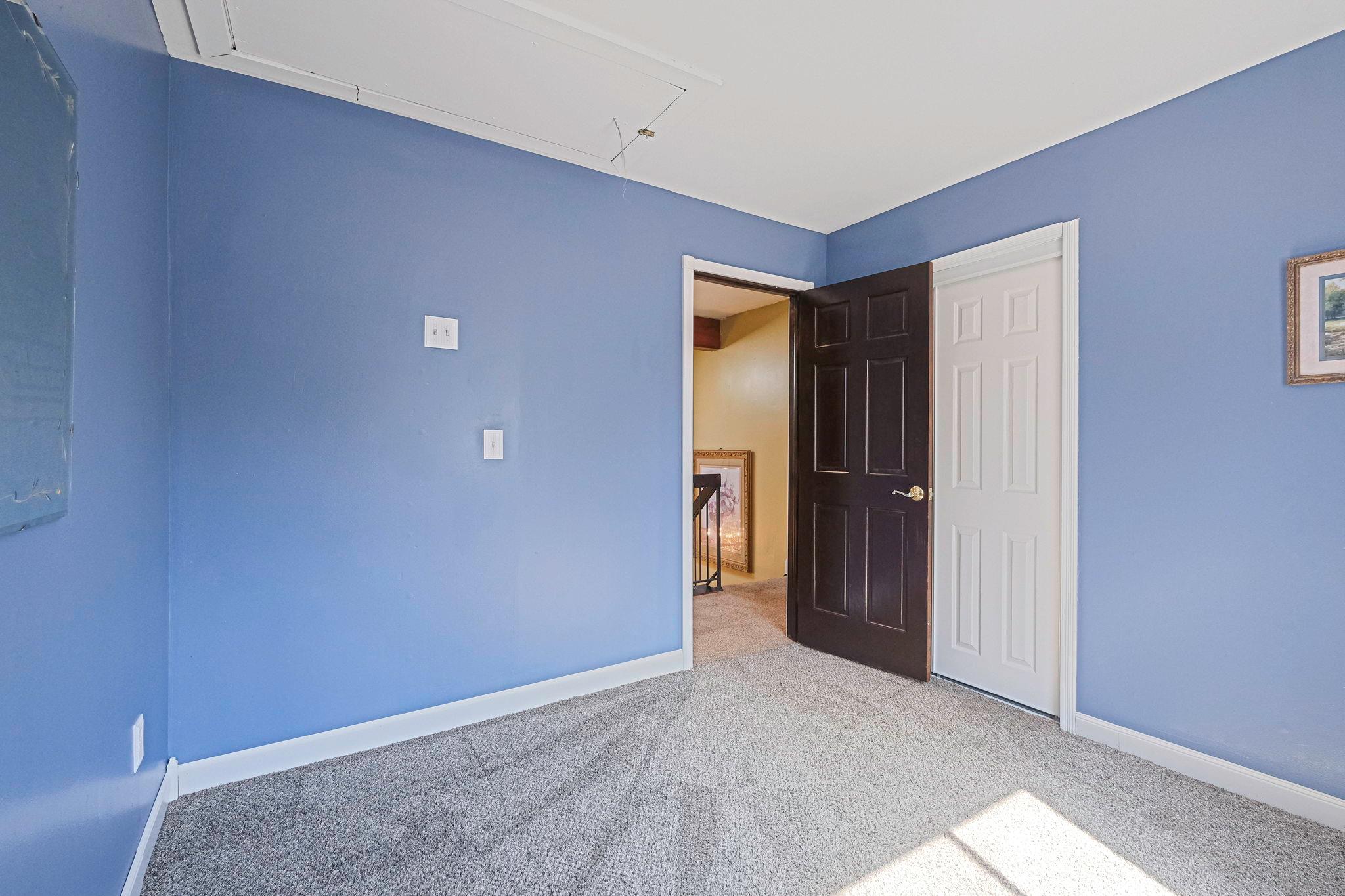 2 Linda Lane, Manorville, New York image 26