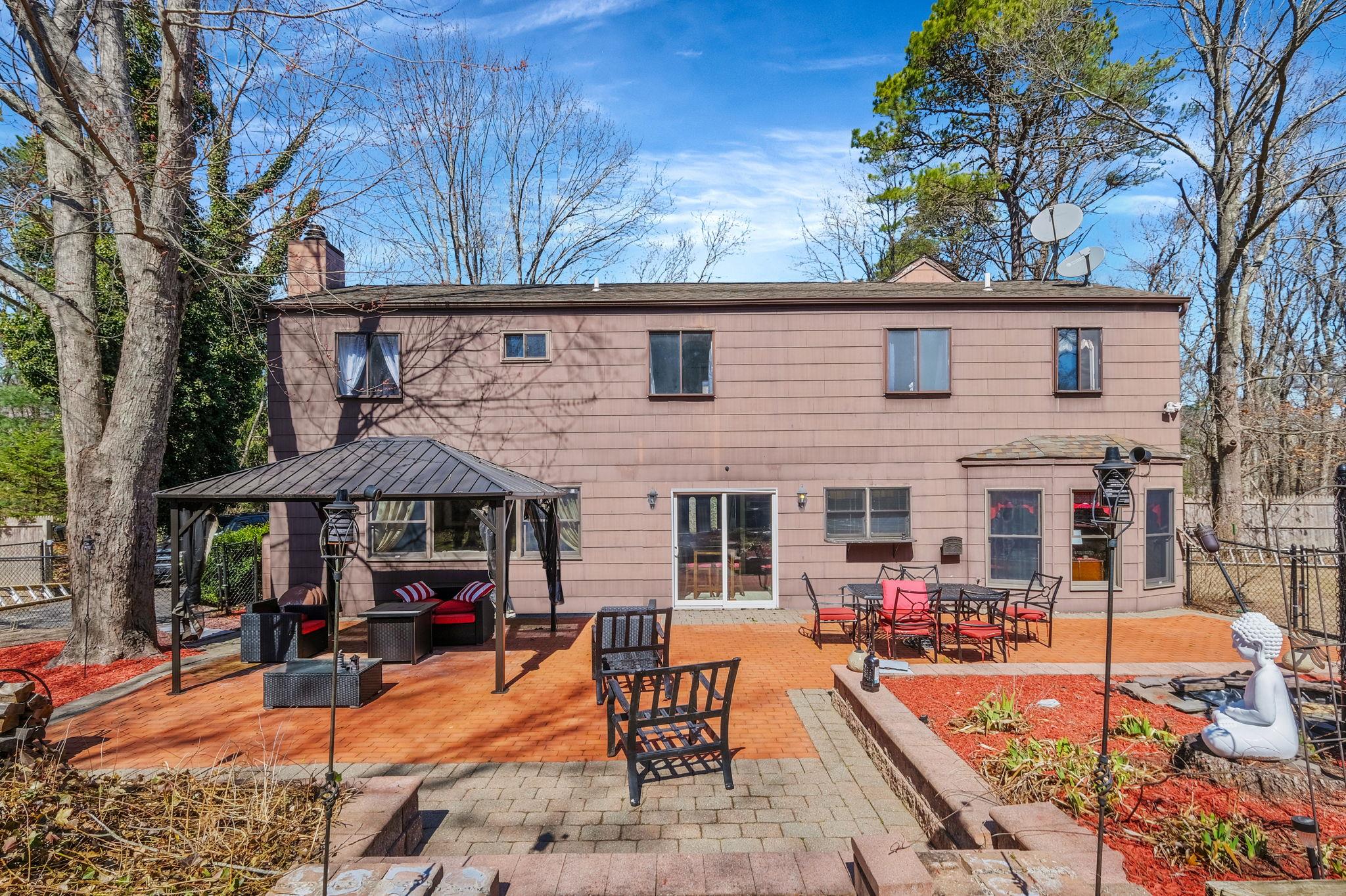 2 Linda Lane, Manorville, New York image 39