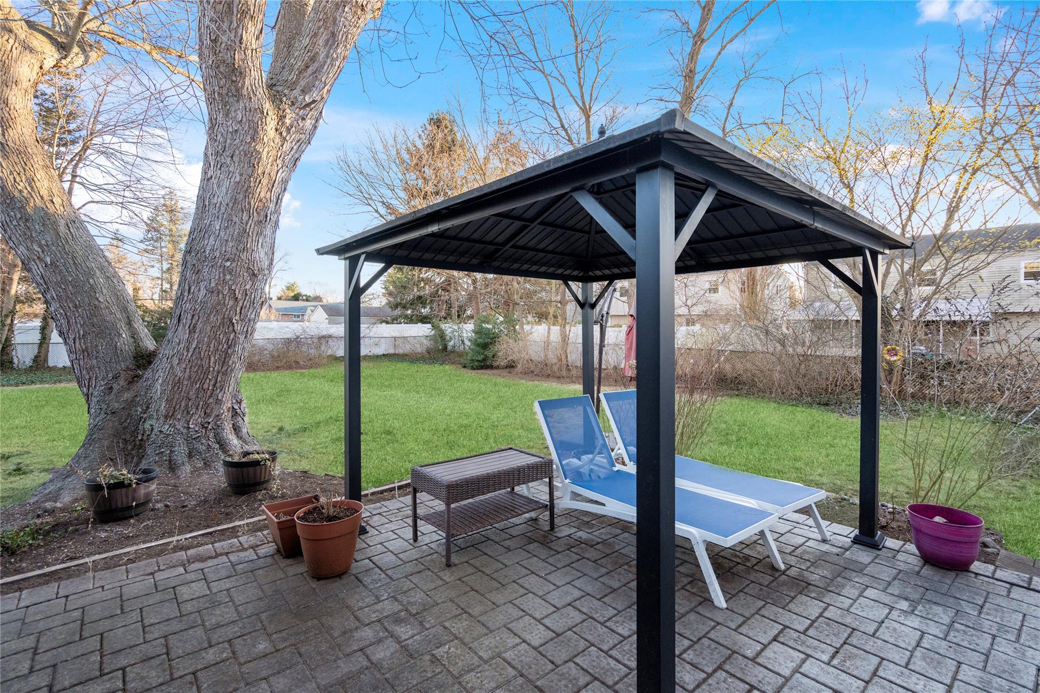 411 5th Avenue, East Northport, New York image 4