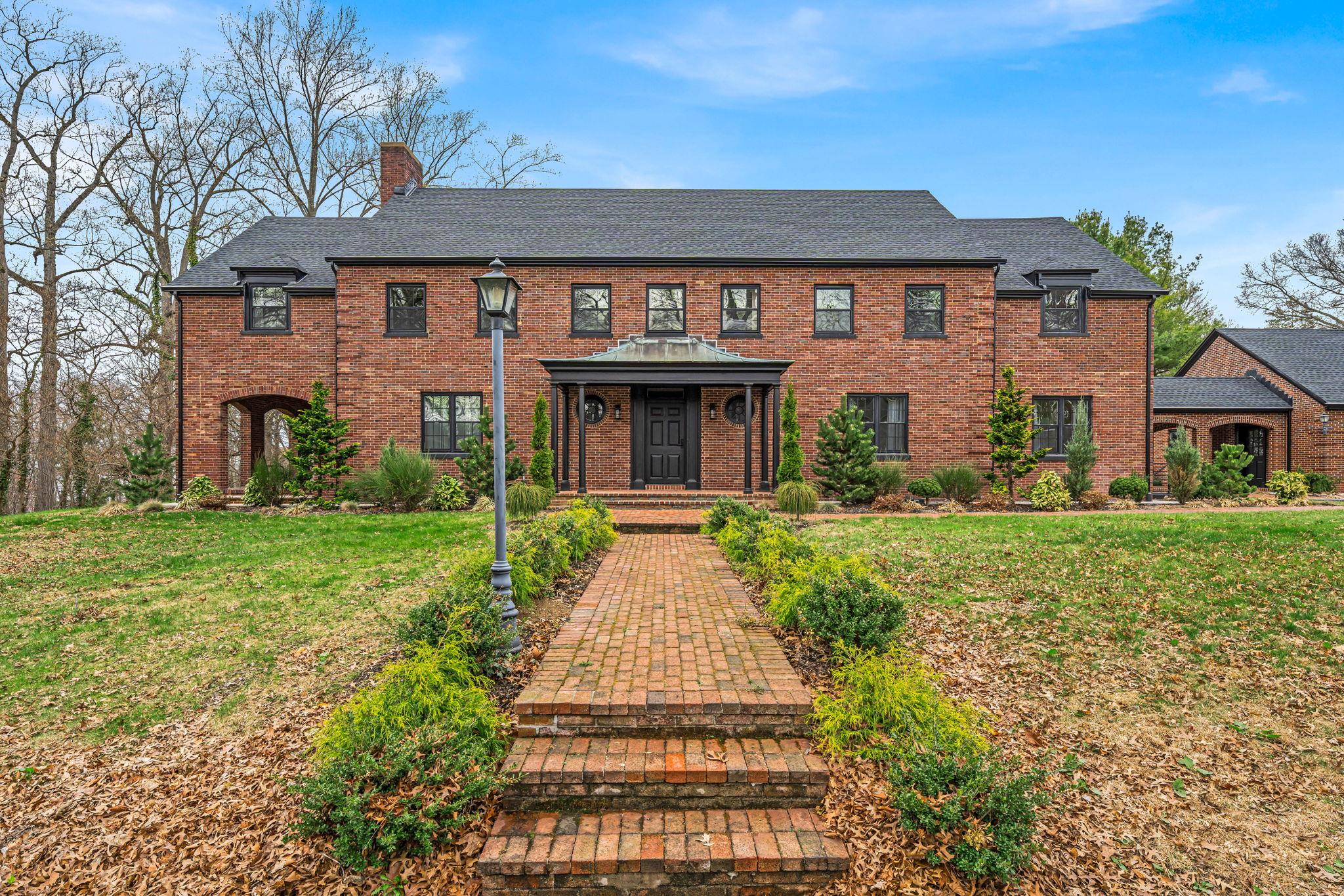 28 Northfield Road, Glen Cove, New York image 1