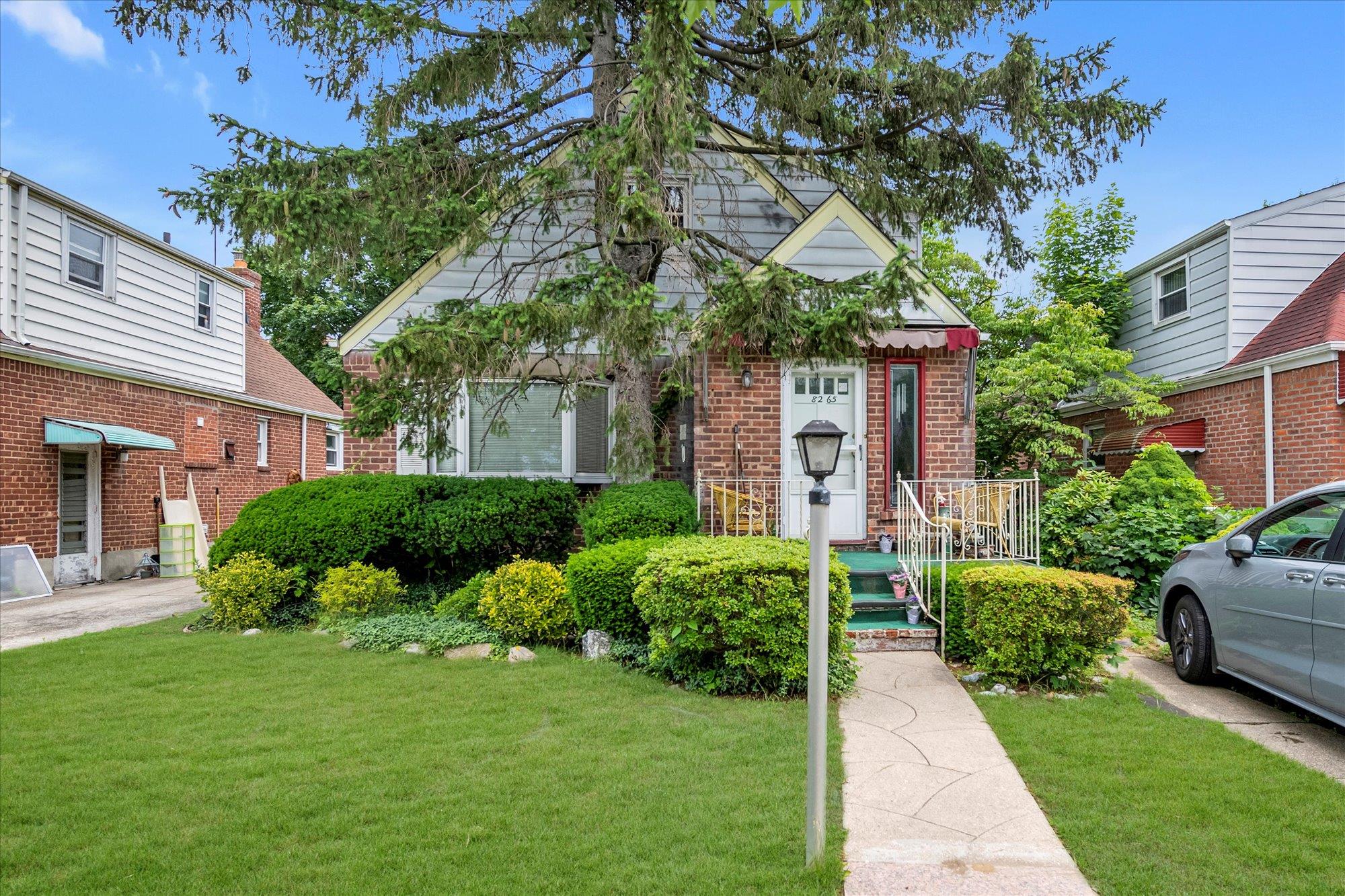 Photo 1 of 250th Street, Bellerose, Queens, NY, $699,000, Web #: 877130