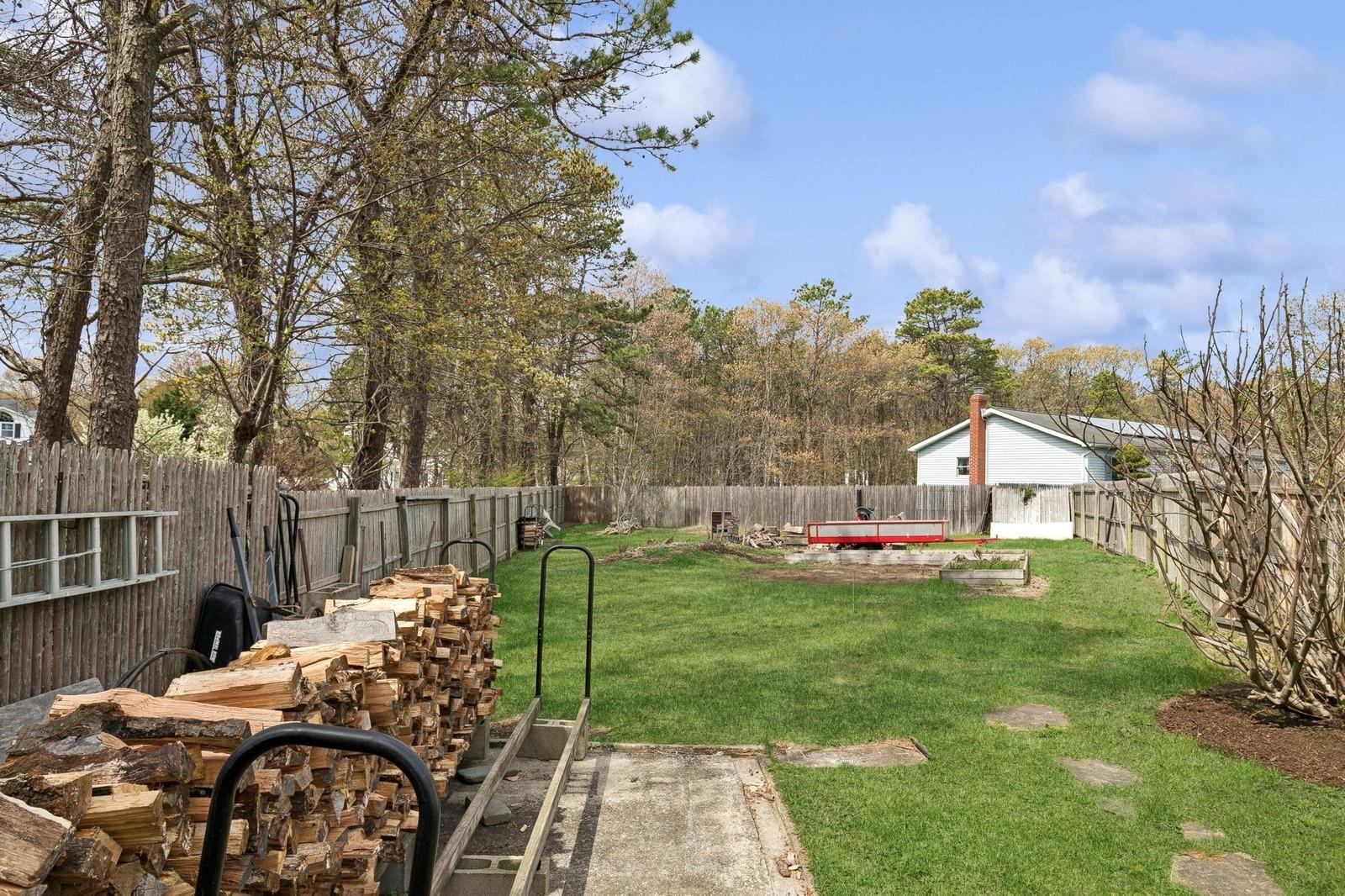 2 Mews Court, Holtsville, New York image 35