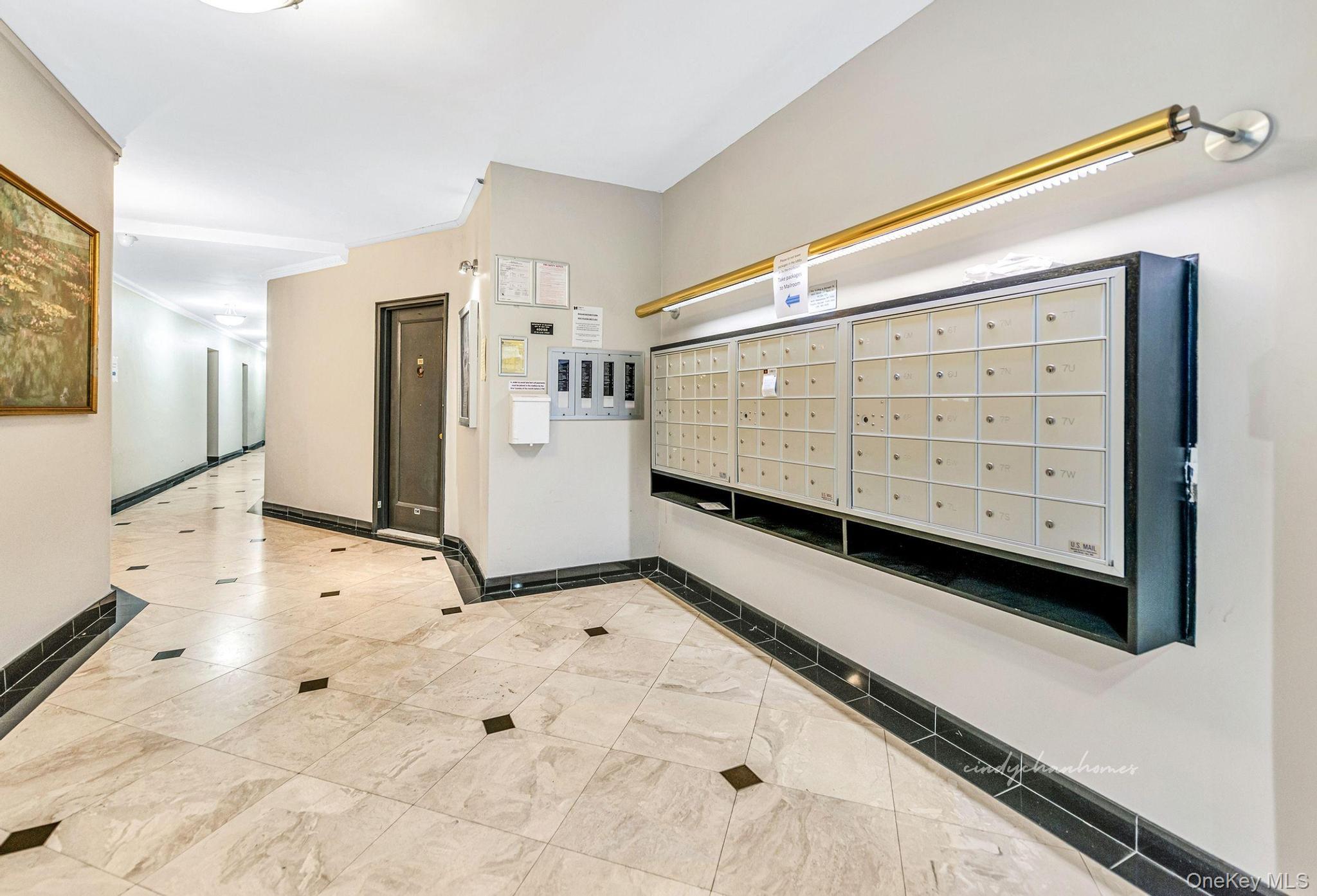 67-30 Clyde Street 6W