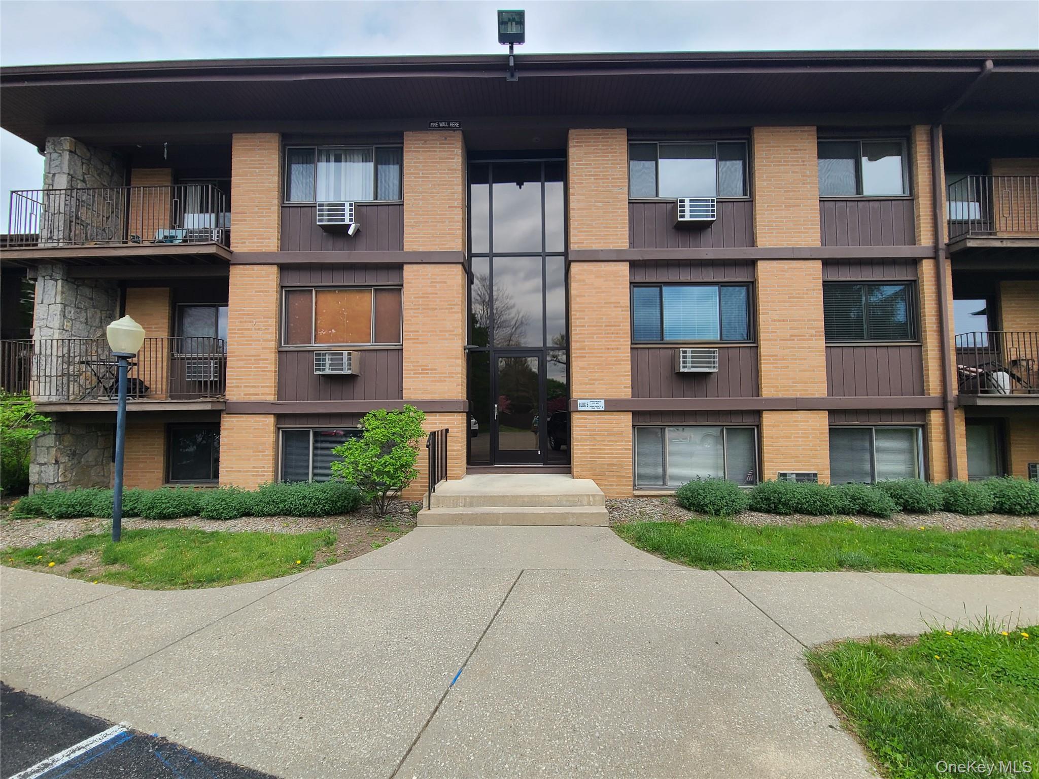 10 Oakwood Terrace 87