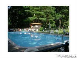 10 Oakwood Terrace 87