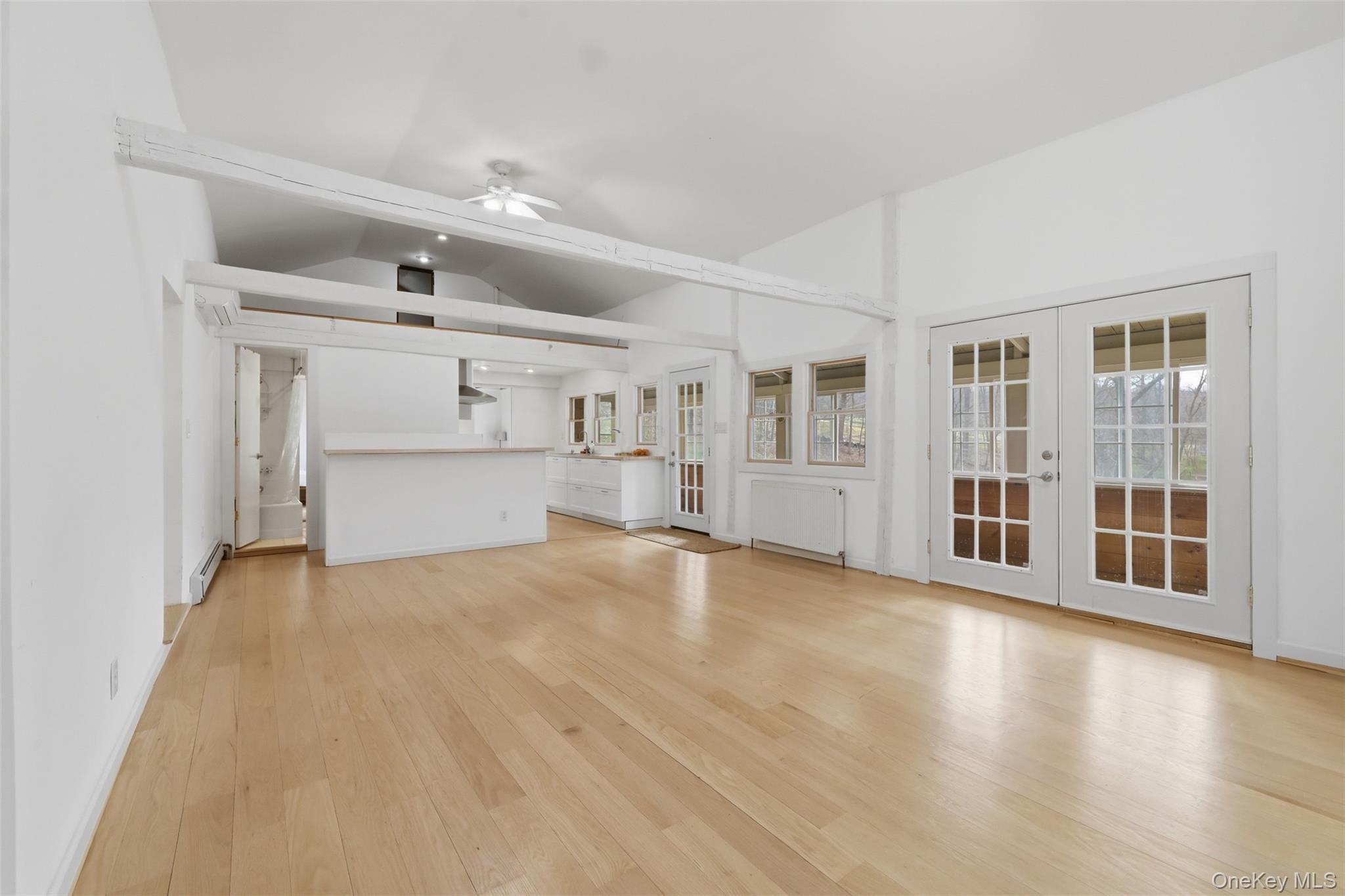 461 White Schoolhouse