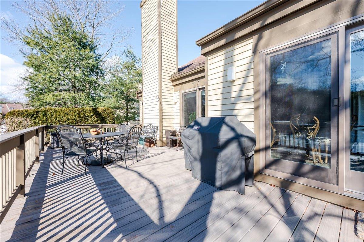 596 Heritage Hills #E, Somers, New York image 20