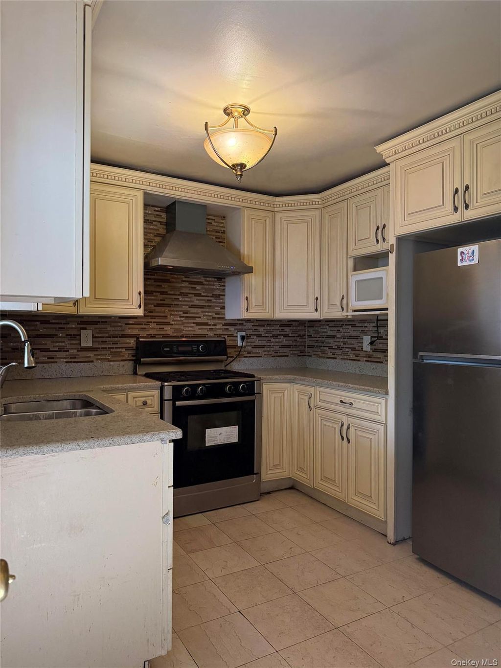 Photo of 67-04 215th Street, Oakland Gardens, NY 11364 (MLS # 991392)