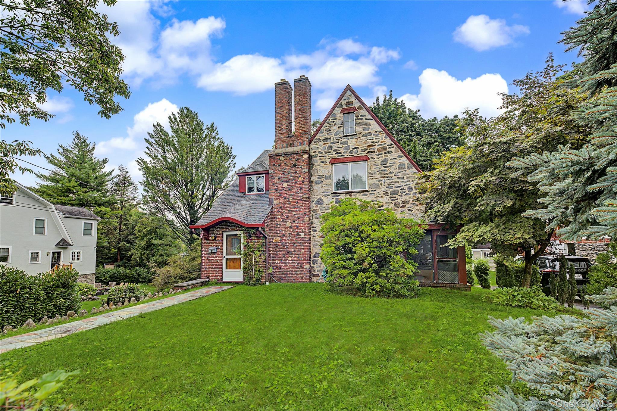 37 Lansdowne Drive