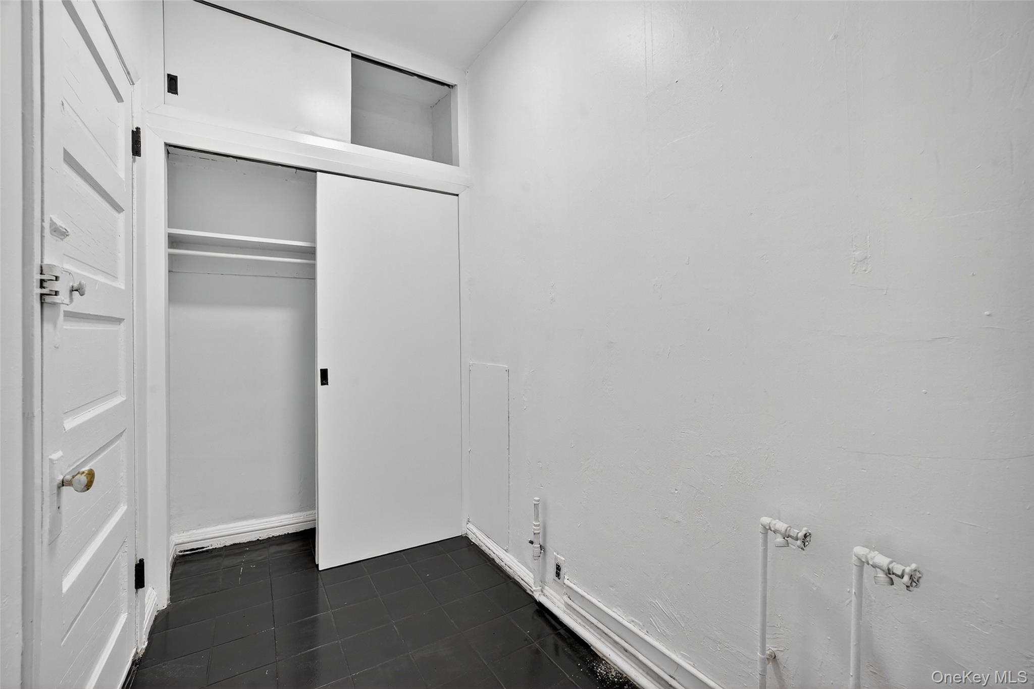 59 Park Hill Avenue 1