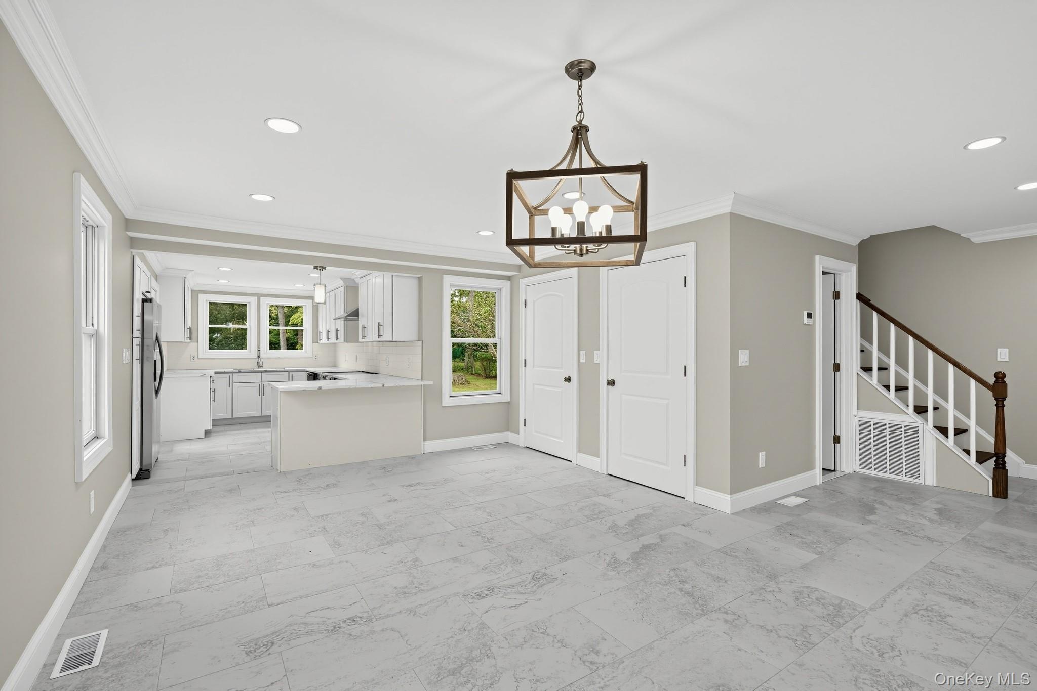 355 Forest Lane