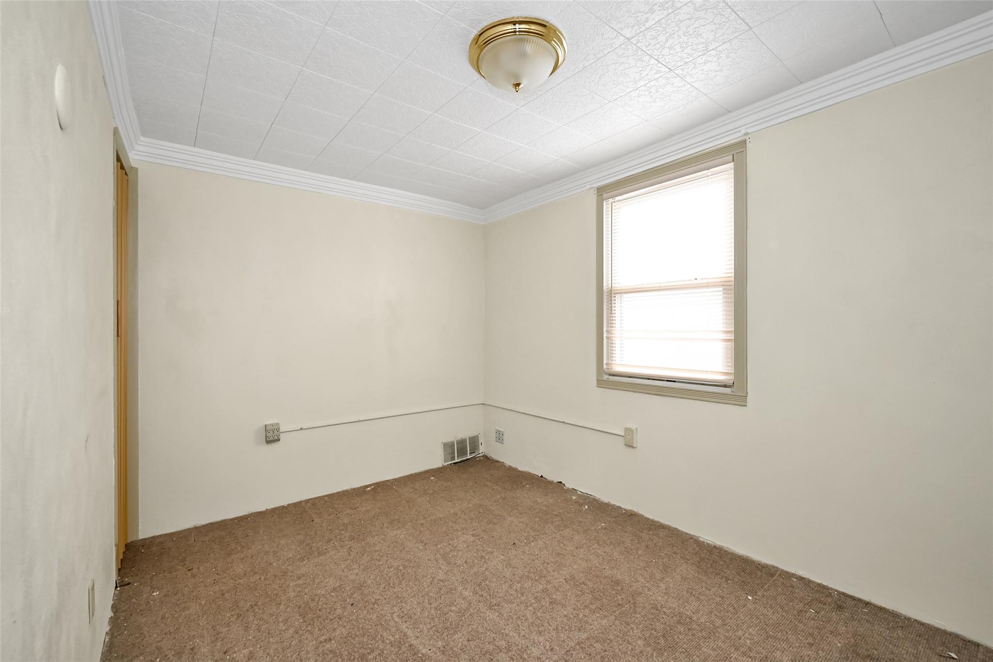179 Hoffman Avenue, Elmont, New York image 8