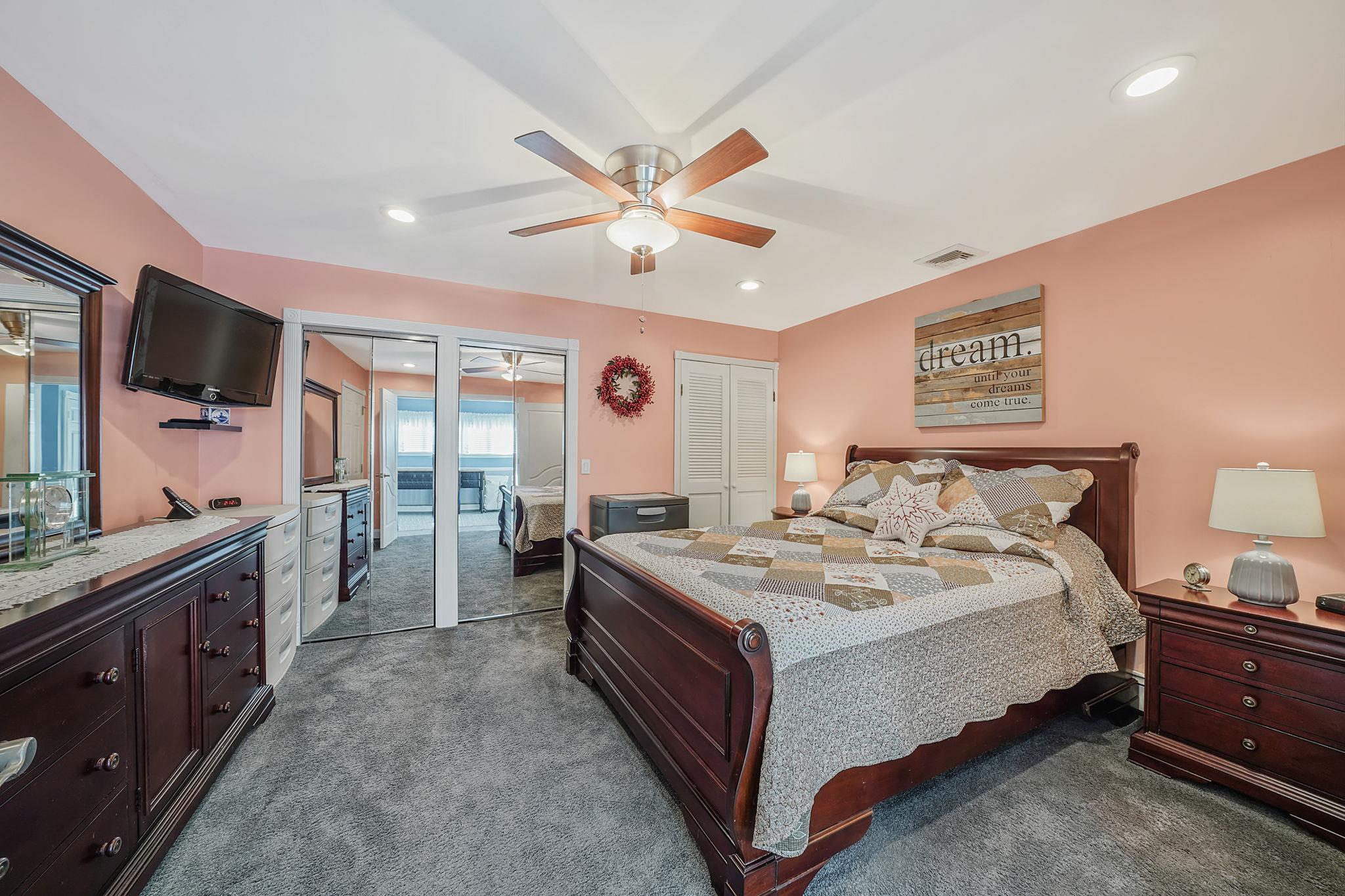 86 E Shore Drive, Massapequa, New York image 27
