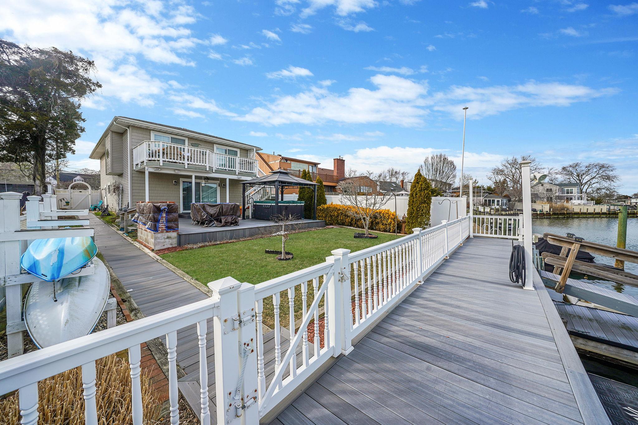 86 E Shore Drive, Massapequa, New York image 7