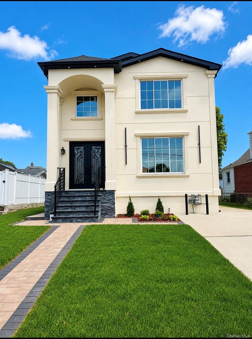 Photo of 17 S Hommel Street, Valley Stream, NY 11580 (MLS # 1003188)