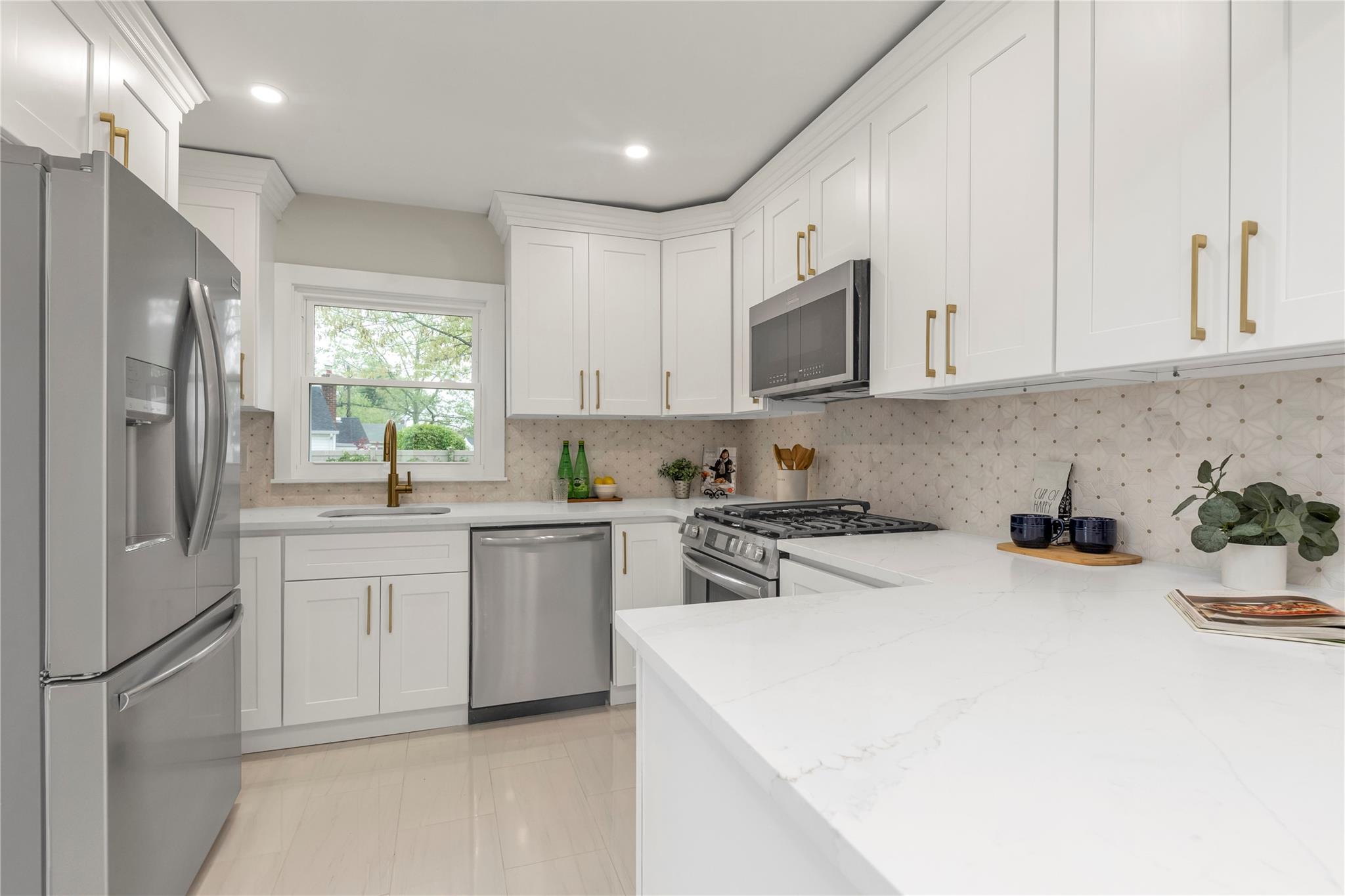 699 Alton Road, West Hempstead, New York image 9