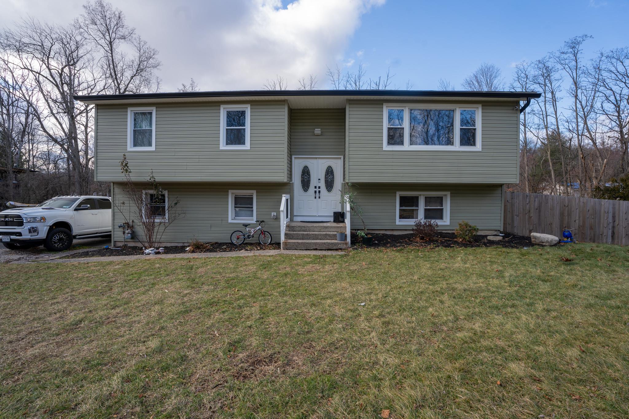 21 Headden Drive, Spring Valley, New York image 1