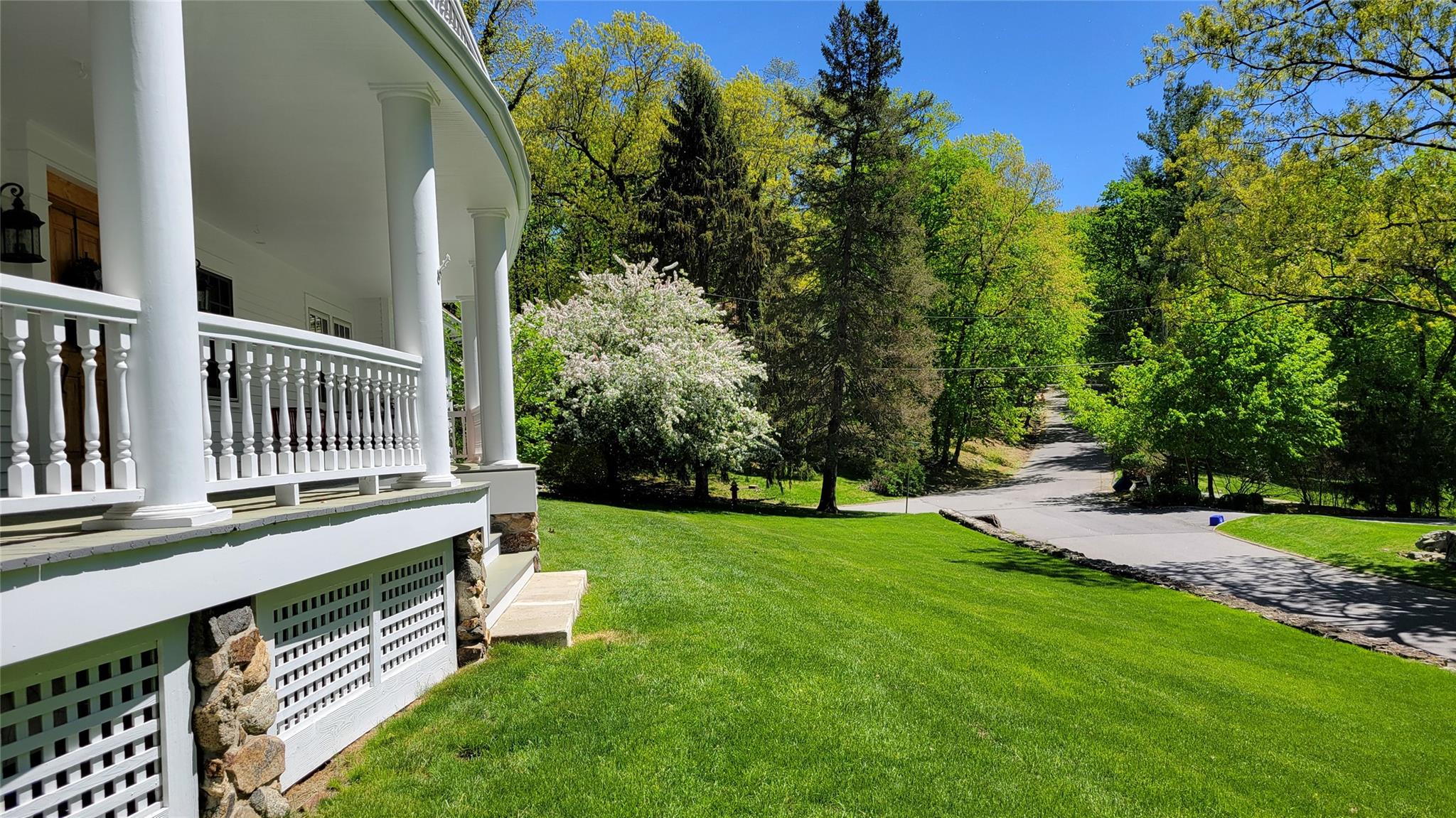 22 Woodfield Road, Briarcliff Manor, New York image 46