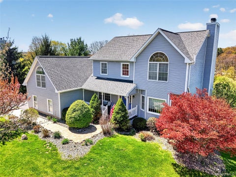 Homes For Sale - 72 Brookside Lane<br/> Dutchess County, Lagrangeville, NY 12540