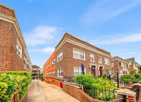 Photo of 2162 24th Street, Astoria, NY 11105 (MLS # 885658)