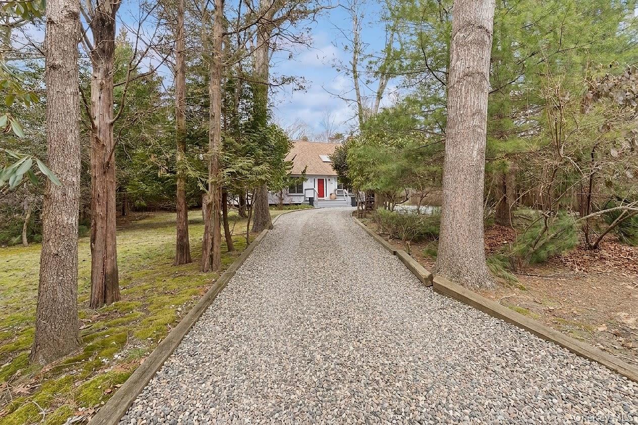 16 Argyle Lane